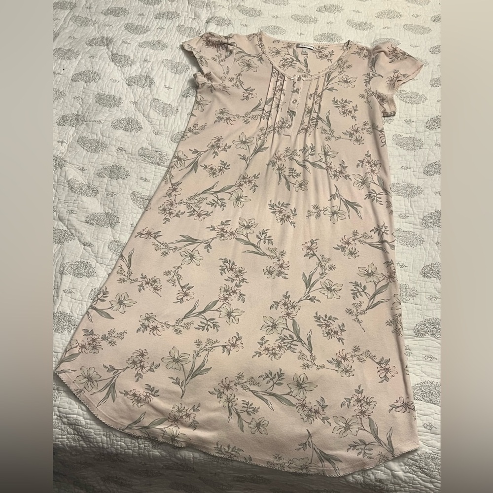 Miss Elaine Short Sleeve Long Nightgown Pink Floral -Medium 🌸